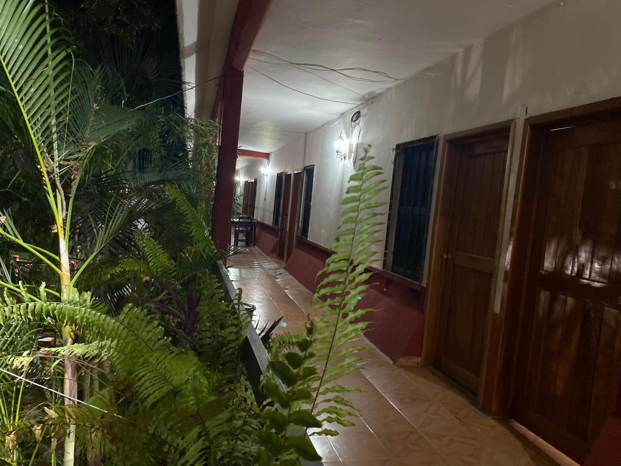 Hotel Posada La Canada パレンケ エクステリア 写真